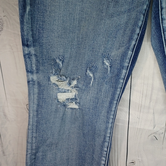 Judy Blue Boyfriend Fit Button-Fly Women's Blue Distressed Jeans - Picture 5 of 16